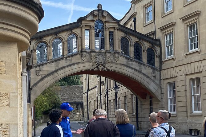 Oxford University Walking Tour by Alumni™ & Optional New College - What the New College option really adds
