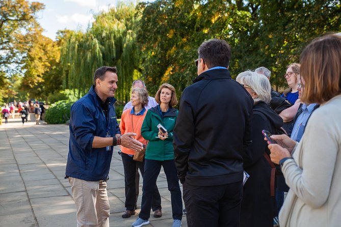 Oxford University Walking Tour With University Alumni Guide - St. Mary’s, Oriel, and the center of Oxford’s academic life