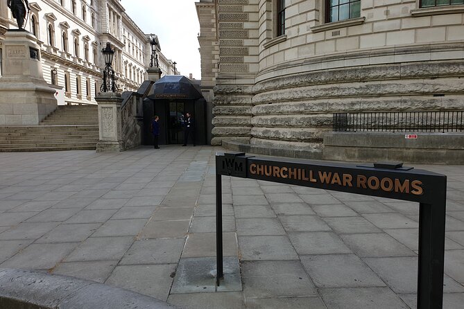 Palaces, Parliament & Power: A Walking Tour of London's Royal City - The value of a $19 London walking tour