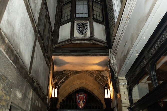Paranormal ActivityTour in Old London - The Scratching Fanny of Cock Lane