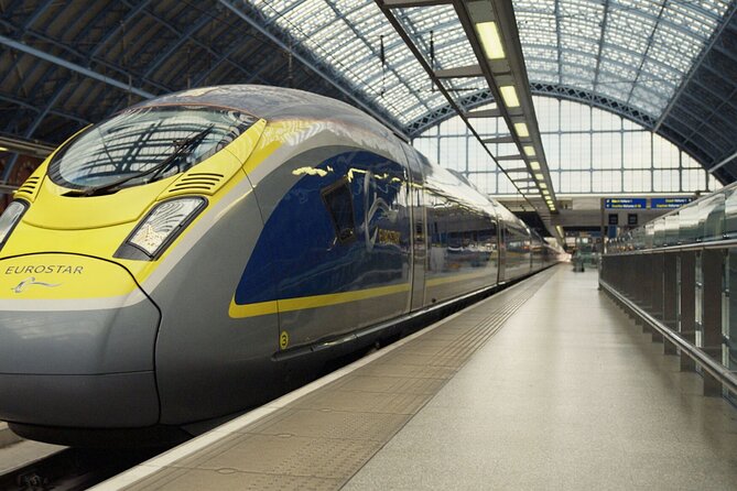Paris by Rail - Sightseeing Bus and Eiffel Tower Champagne Lunch - The Paris sights from the coach