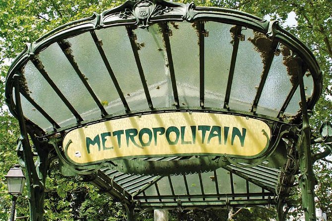 Paris by Rail with Sightseeing Bus and River Cruise - Montmartre and Sacré-Cœur before the train home