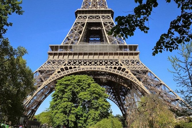 Paris by Rail with Sightseeing Bus and River Seine Lunch Cruise - Gare du Nord and the first look at Paris
