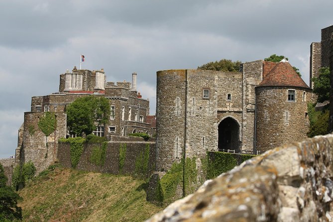 Pre-Cruise Tour from London to Dover Port via Dover Castle - Mobility and walking: read this part carefully