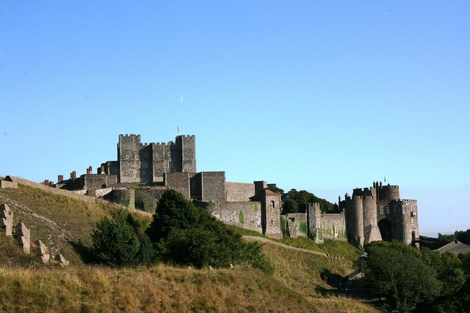 Pre-Cruise Tour from London to Dover Port via Dover Castle - The Battle of Britain Memorial gives you the Channel view