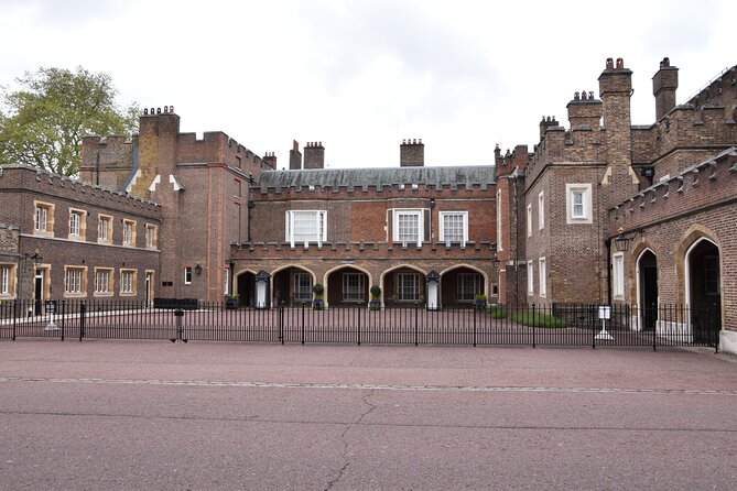 Private 2.5 Hour Taxi Tour of London - London's Greatest Bits! - Why a Black Cab is a smart way to see central London
