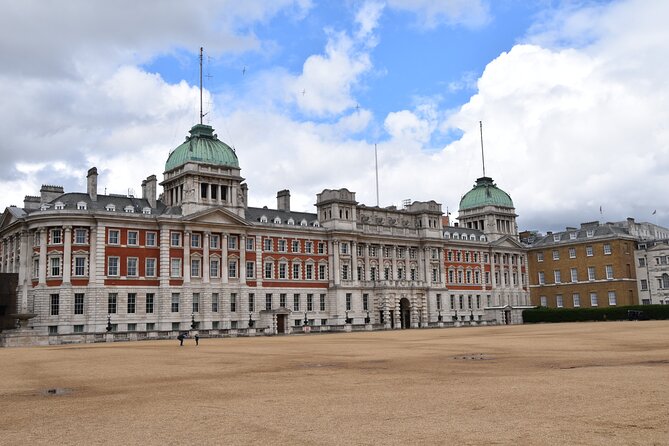 Private 2.5 Hour Taxi Tour of London - London's Greatest Bits! - Crossing into the City for St Paul’s Cathedral