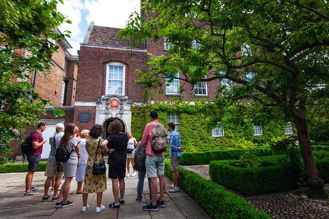 Private 2-Hour Cambridge Walking Tour With University Alumni Guide - The Corpus Clock and Cambridge’s details