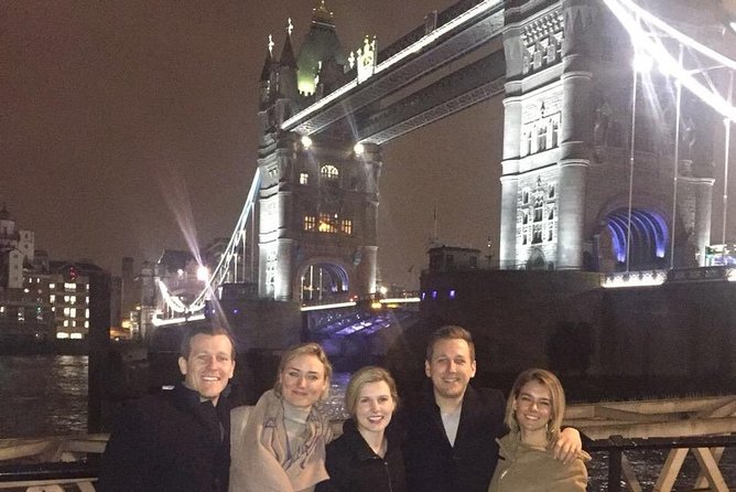 Private 2-Hour Night Tour of London in an Iconic Black Cab - What the short stops really feel like