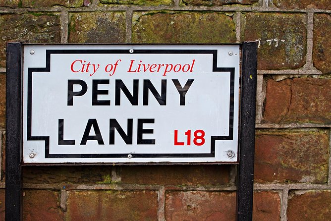 Private 3 hour Beatles Tour of Liverpool by Private Taxi - Why a black taxi works so well in Liverpool