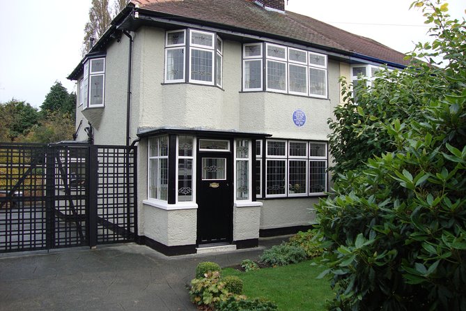 Private 3 hour Beatles Tour of Liverpool by Private Taxi - Who should book this Beatles tour?