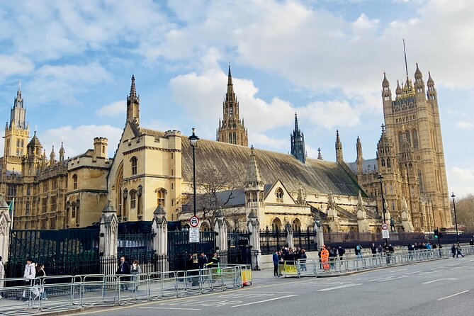 Private 5-Hour London Tour with Pickup – Explore Iconic Landmarks - Buckingham Palace and London’s royal center