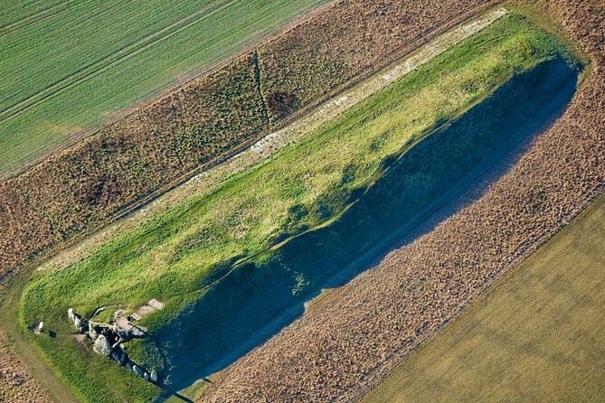 Private Archaeologist Guided Tour Stonehenge, Salisbury & Avebury - Salisbury Cathedral and Magna Carta
