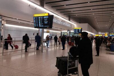 Private Arrival Transfer from Heathrow Airport to London