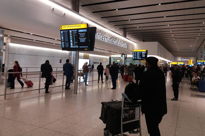 Private Arrival Transfer from Heathrow Airport to London - A private vehicle, not a shared shuttle