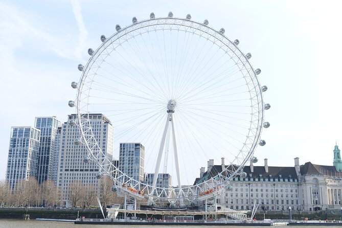 Private Bike or eBike Gold Classic Tour London - St. James’s Park and Buckingham Palace