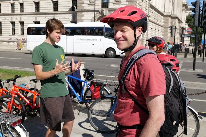 Private Bike or eBike Gold Classic Tour London - Smithfield Market and St. Paul’s Cathedral