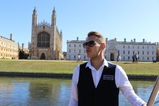 Private Chauffeur Punt Tour - Why Cambridge looks best from a punt