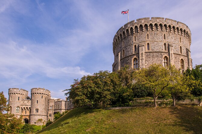 Private Chauffeured Tour to Windsor Castle from London - The important castle closure warning
