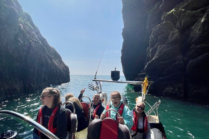 Private Coastal Boat Tour in Torquay - What one hour really gives you