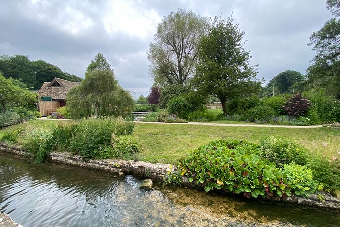 Private Cotswold Villages Day Tour see the beauty of the Villages - The long ride from London needs a realistic plan
