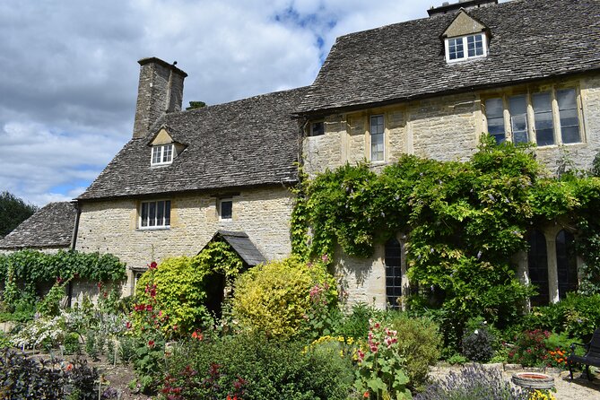 Private Day in the Cotswolds Tour - Passing through Swinbrook and the Cotswold lanes