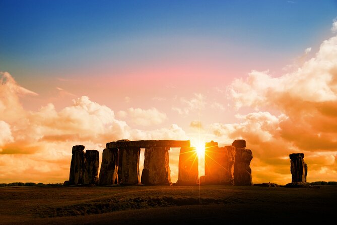 Private Day Tour from Bath to Avebury and Stonehenge with Pickup - Lunch on the road to Avebury