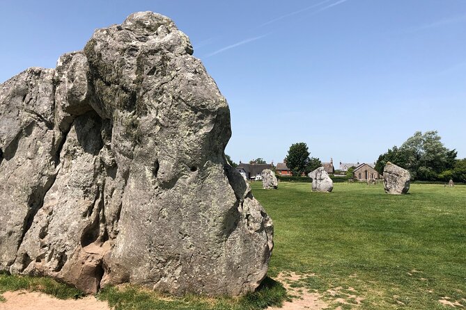 Private Day Tour from Bath to Avebury and Stonehenge with Pickup - Silbury Hill and the mystery of its purpose