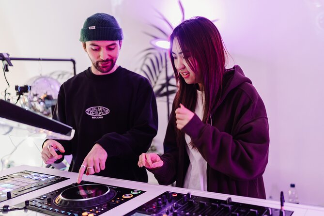 Private DJ Class - Two Hours Behind the Pioneer DJ Decks