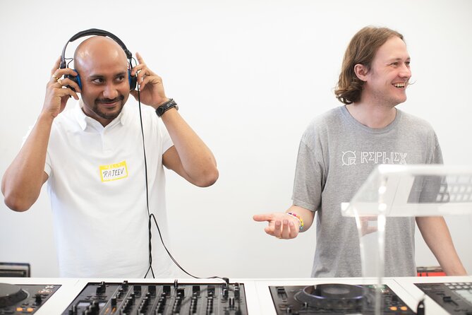 Private DJ Class - Phrasing and Harmonic Mixing