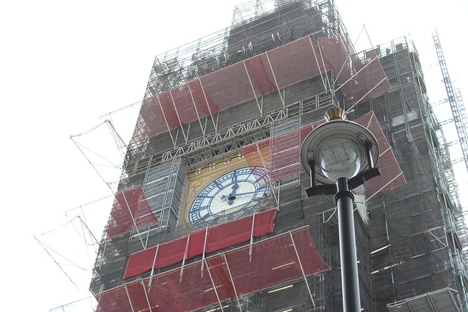 Private Doctor Who Walking Tour of London - Trafalgar Square and Gallifrey Falls No More