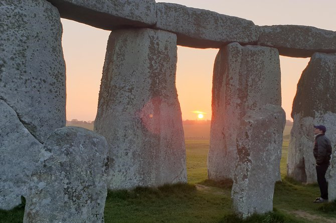 Private driver guided tours Windsor castle Stonehenge - Woodhenge adds context to the stone circle