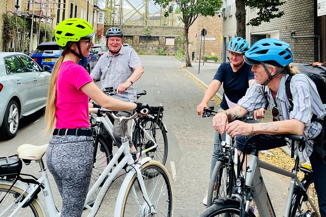Private E-Bike Cycling Tour Destination London - Royal Albert Hall and the Albert Memorial