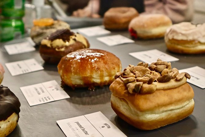 Private East End Food Tour: 7 Tastings with Bagels & Fish & Chips - Starting at Brick Lane street art