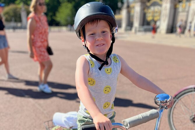 Private Family Bike Tour of London, fun for all ages! - Big Ben, Westminster, and quiet backstreets