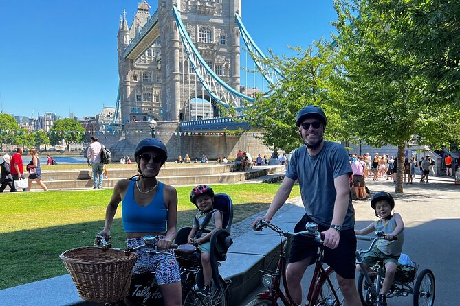 Private Family Bike Tour of London, fun for all ages! - Covent Garden and the Lamb & Flag