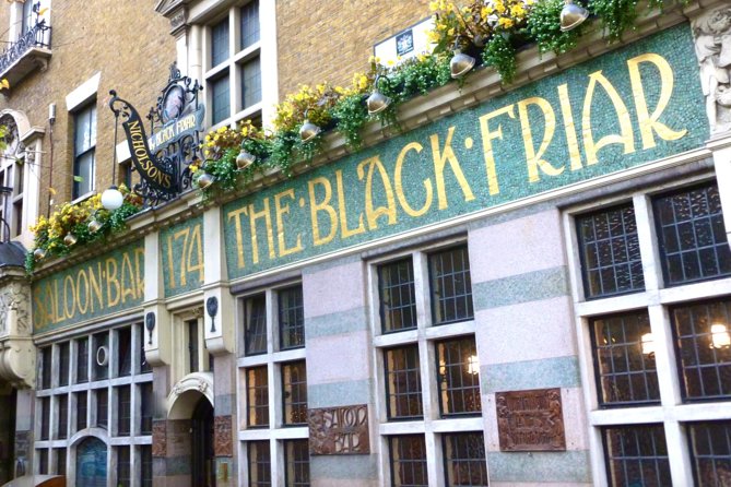 Private Group: Historical Pub Walking Tour of London - Crossing old boundaries and hearing court gossip