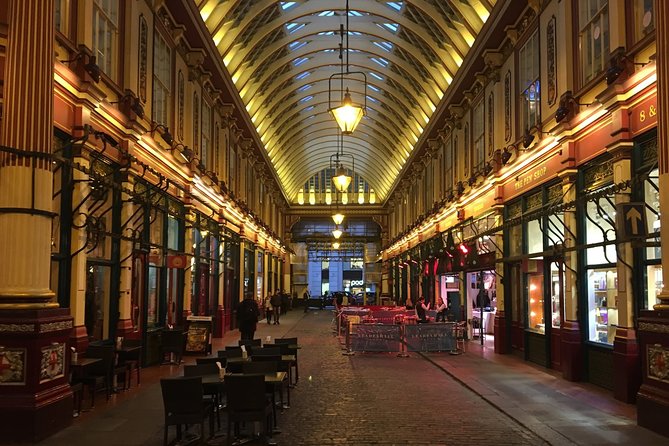 Private Guided and Chauffeured Tour of London - The guides make the difference