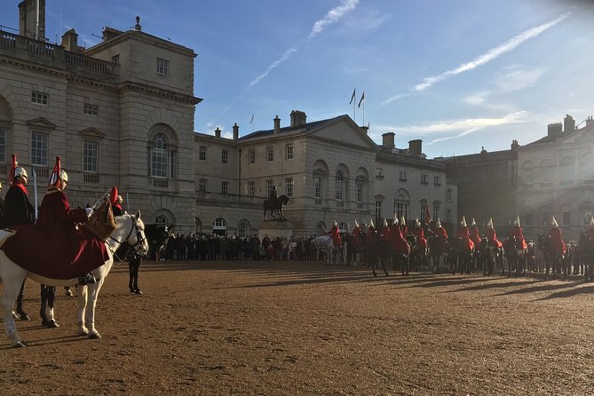 Private Guided and Chauffeured Tour of London - Westminster Abbey, Big Ben, and the royal center