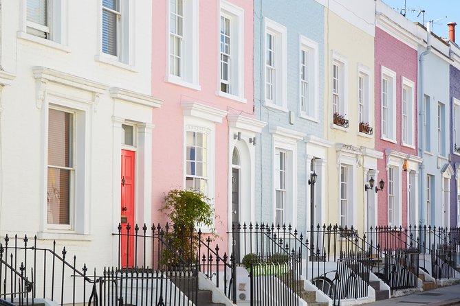 Private Guided Tour of Historic Chelsea - Ending at a fairy-tale bridge