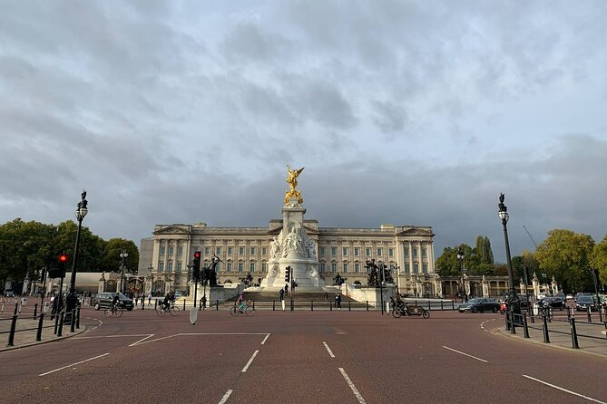 Private Guided Tour of London Landmarks - English or Italian - Practical Planning for Your Day