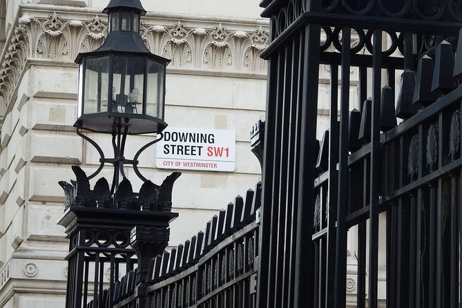 Private Harry Potter Walking Tour of London - Shakespeare’s Globe and a literary connection