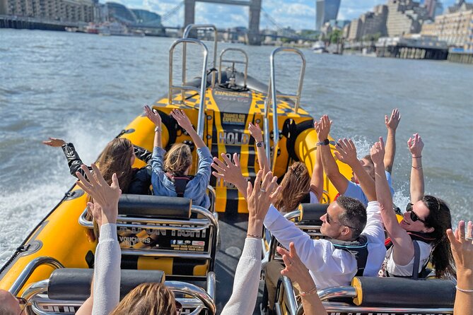PRIVATE HIRE 45 min Speedboat Tour - Embankment/Westminster Pier - Why the Thames works so well for a fast sightseeing trip