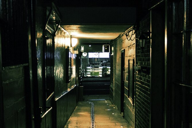 PRIVATE Jack the Ripper Ghost Walking Tour in London - The Ten Bells, a pub tied to the Ripper story