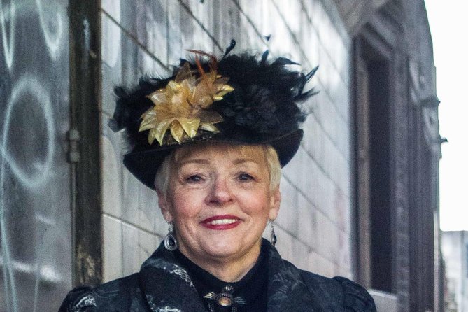 Private Jack the Ripper Walking Tour of Whitechapel and Brick Lane - Brick Lane and the last drink of Polly Nichols