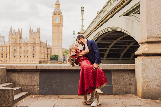 Private Landmark Photoshoot - Big Ben: Your Most Recognizable Backdrop
