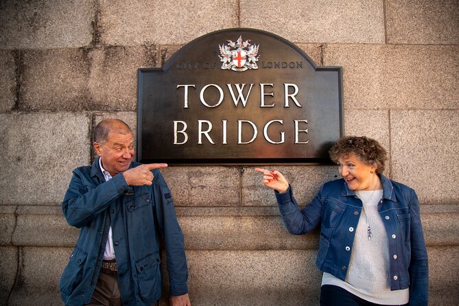 Private Landmark Photoshoot - Communication and Meeting at Westminster Station