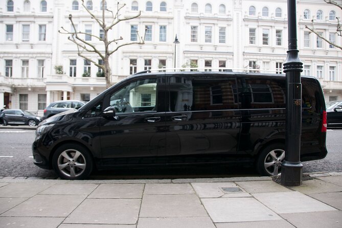 Private London Departure Transfer - Accommodation to St Pancras Eurostar Station - From your hotel lobby to the waiting car