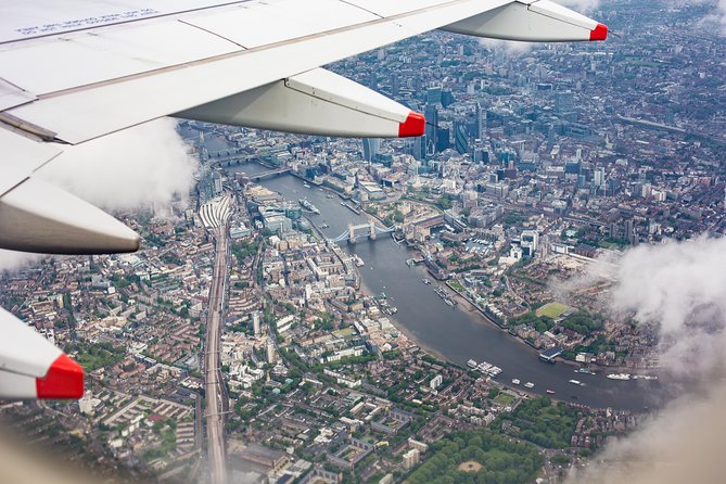 Private London Transfer - Airport to Airport - Heathrow / Gatwick - Who gets the best value
