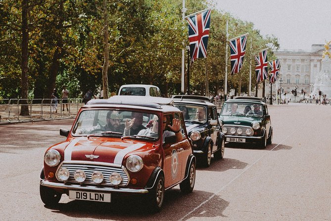 Private Panoramic Tour of London in a Classic Car - Pickup, mobility, and practical comfort